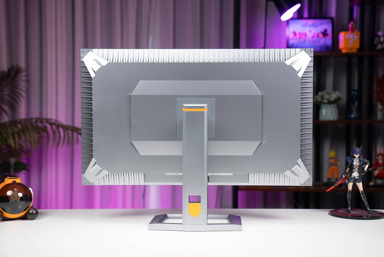 【新品未開封】TITAN ARMY P32A6V-PRO 32インチ 32型 LED テレビ モニター Titan Army 32型 ハイエンドモニター Mini